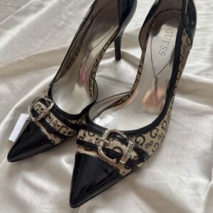 Guess vintage boty na podpatku vel 38