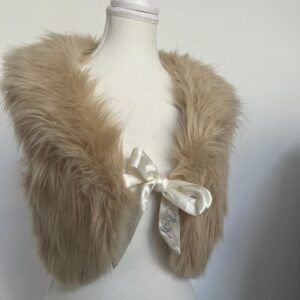 Chlupatá vesta vel S